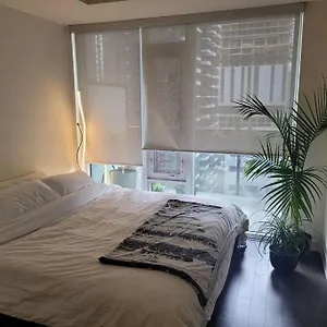  Apartment Beautiful One Bdrm Entertainment District